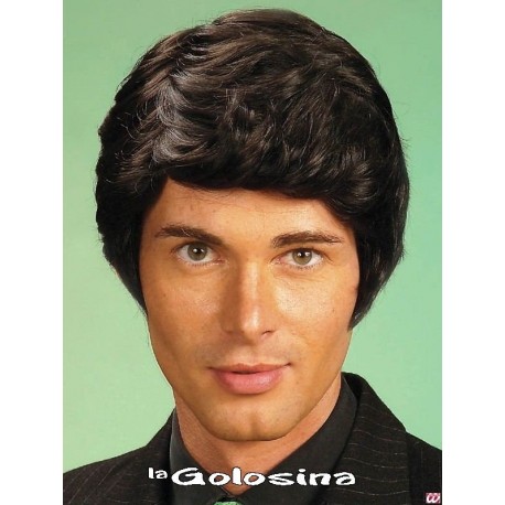 Peluca chico corta repeinado.